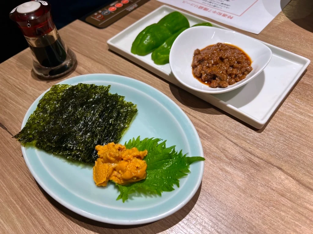 福岡藥院燒肉 海膽海苔與青椒肉醬