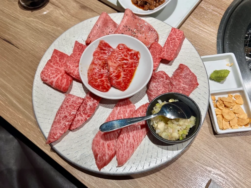 福岡藥院燒肉 特選和牛七種拼盤