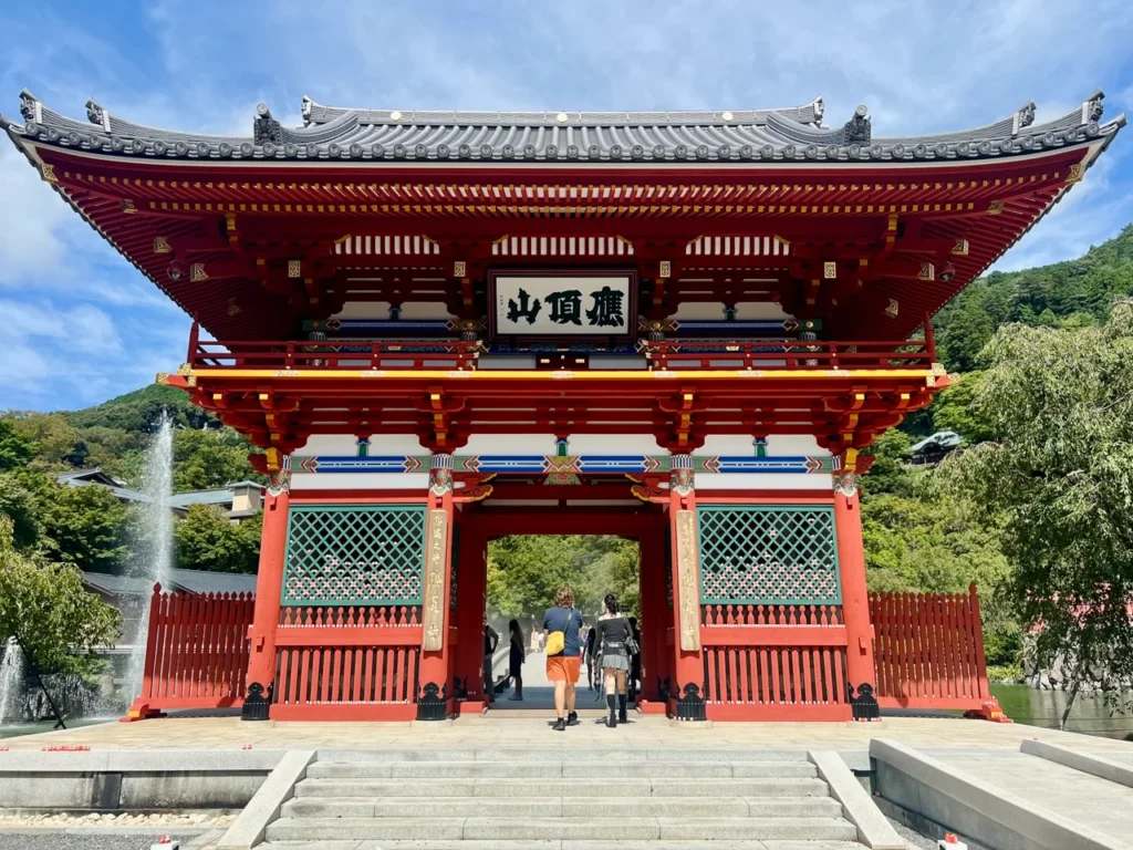 勝尾寺紅色山門